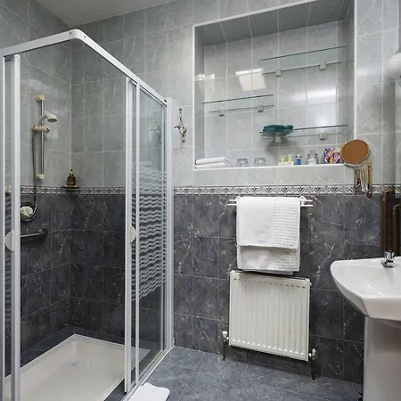 Kilbree House 4*