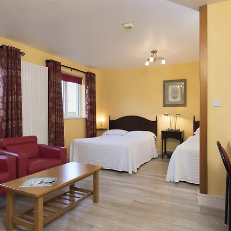 Bed & Breakfast Kilbree House 4*
